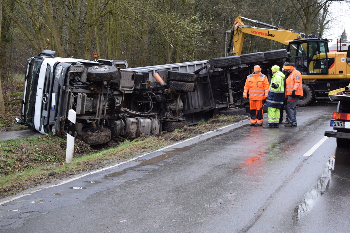 Schwerer Lkw-Unfall