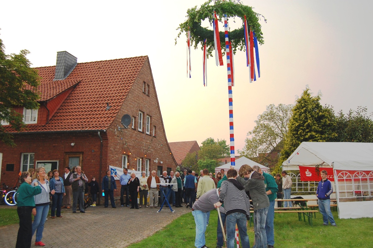 Maibaum der Jugendfeuerwehr