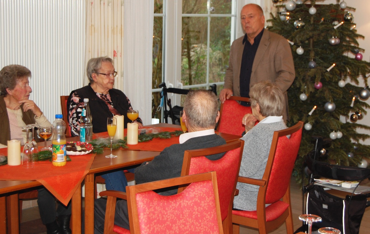 „Bückeburg ein beliebter Wohnort“</br>Bürgermeister besucht „Haus Herminenhof“