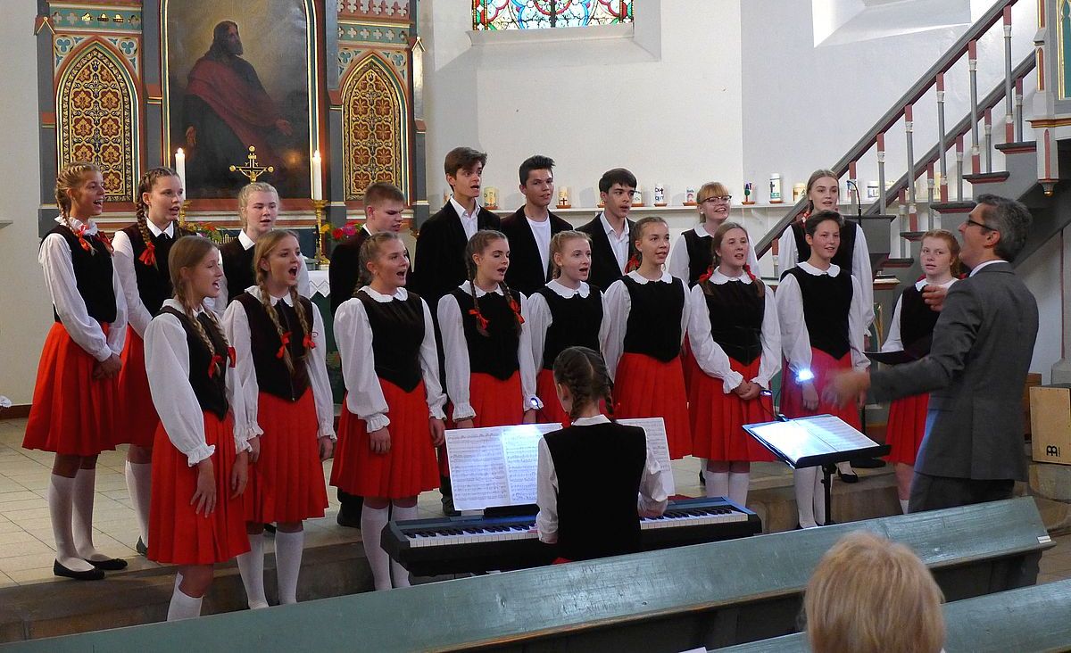 Benefizkonzert der Märchensänger</br>Kollekte für Sanierung Kirchturm