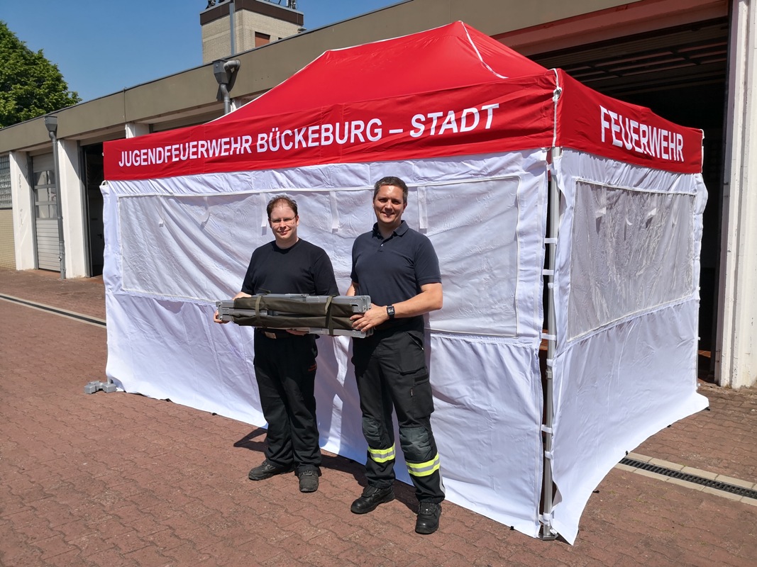 Förderverein unterstützt Jugendfeuerwehr</br>Neue Feldbetten und ein Pavillon