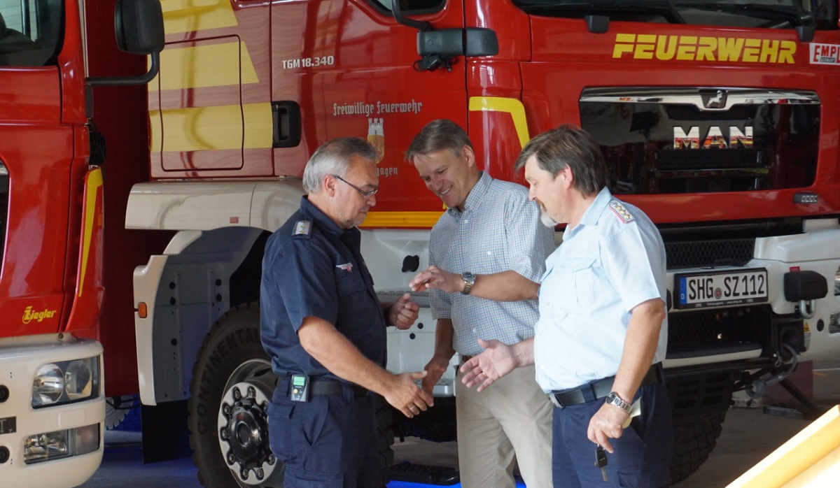 Zwei neue Fahrzeuge für Feuerwehr